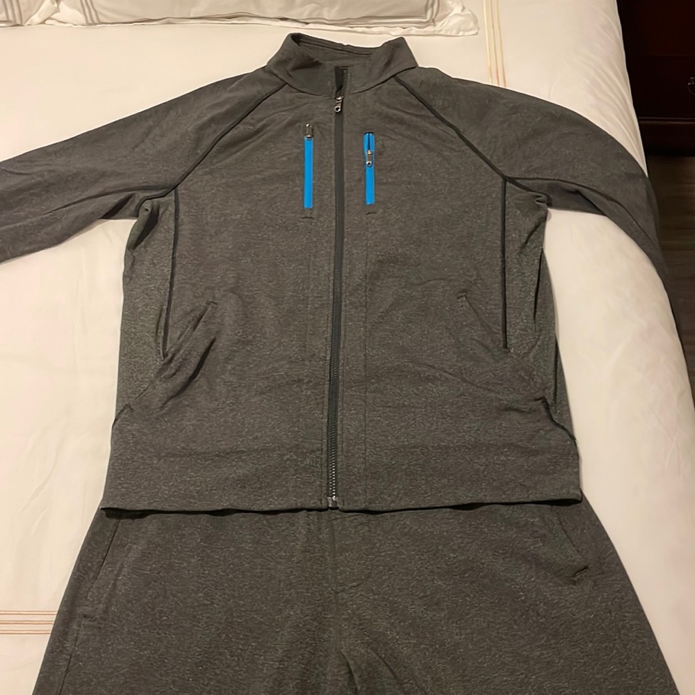 Men’s Lululemon Set size L— long pants